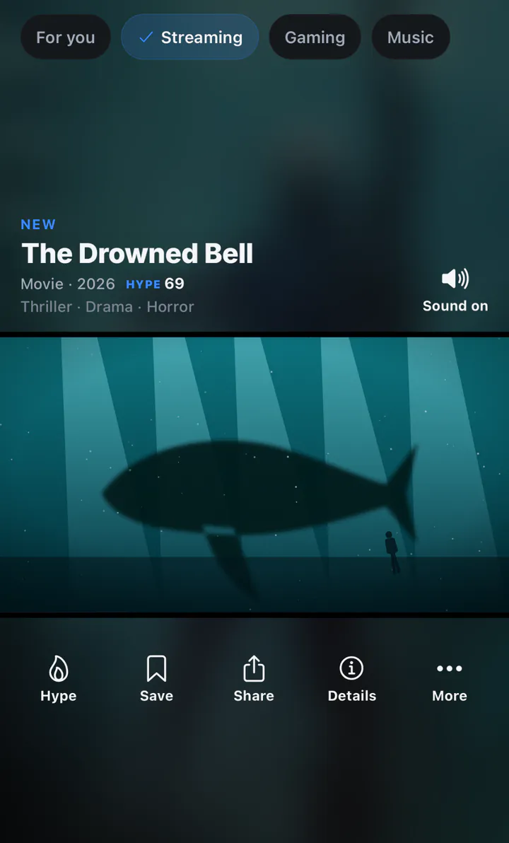 HypeSwipe in der App: ein neuer Film mit laufendem Trailer und den Aktionen Hype, Save, Share, Details und More, mit erfundenem Titel. – Ansicht der englischen App-Version